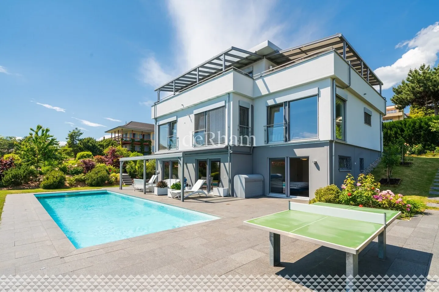 Contemporary luxury villa with pool and lake view! - Photo 1 of 12