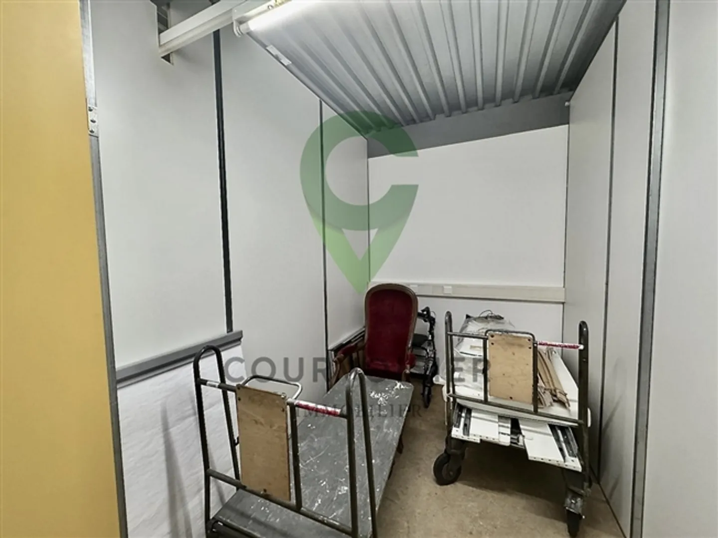 Immobili commerciali con box nella zona artigianale di Aubonne - Foto 6 di 10