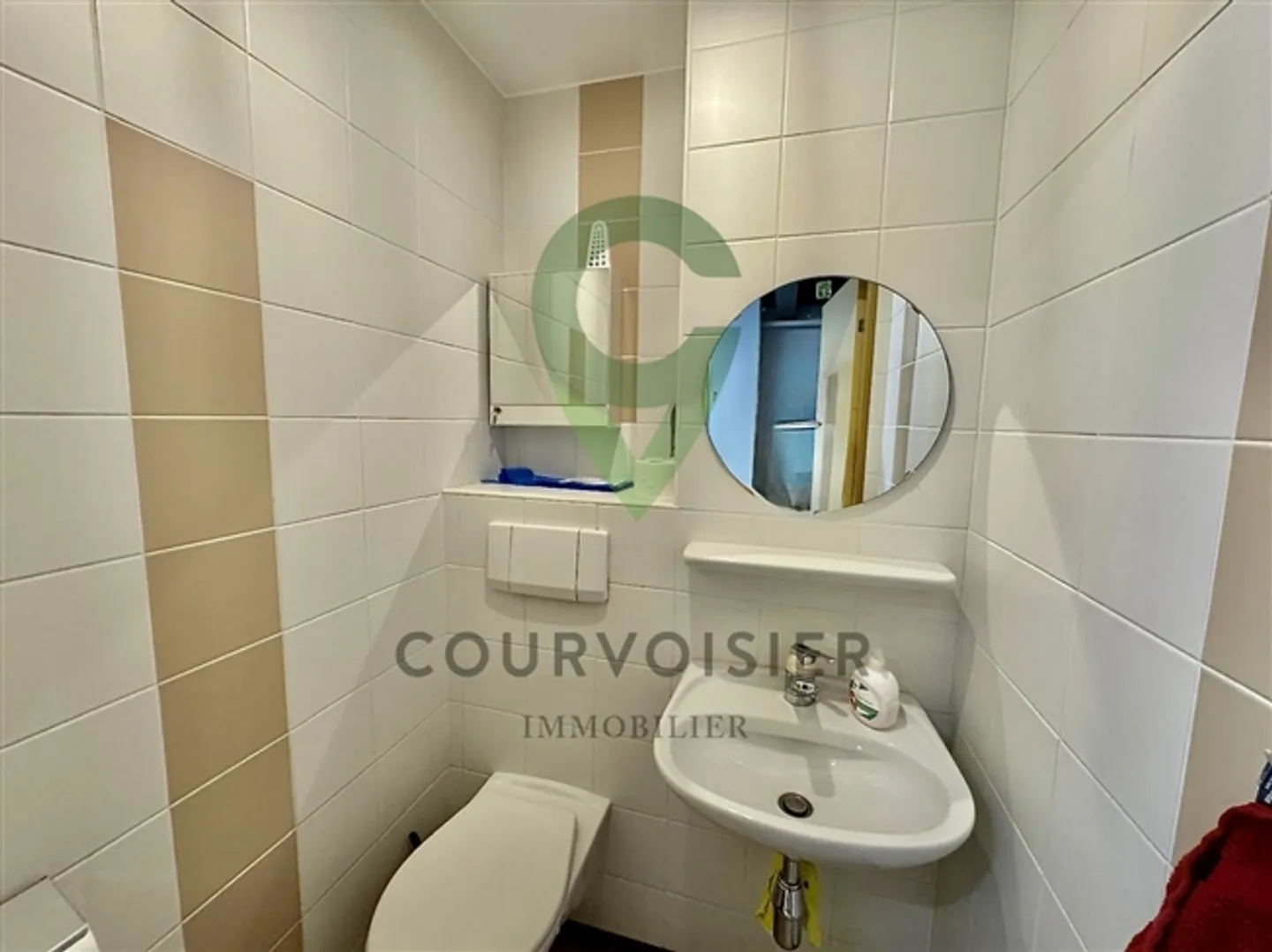 Immobili commerciali con box nella zona artigianale di Aubonne - Foto 7 di 10