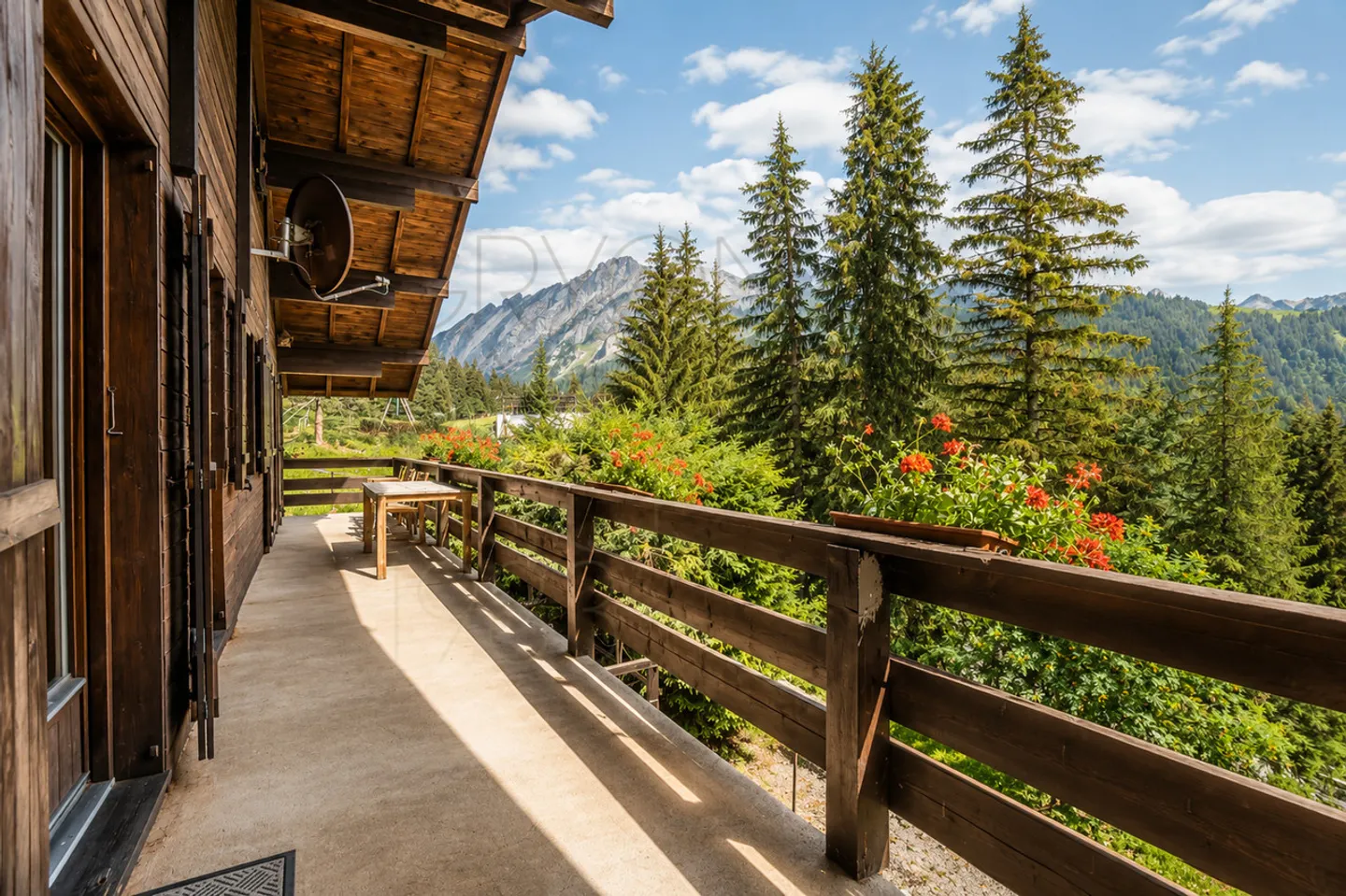Duplex in Gryon - Alpes des Chaux, 4 bedrooms - Photo 2 of 23
