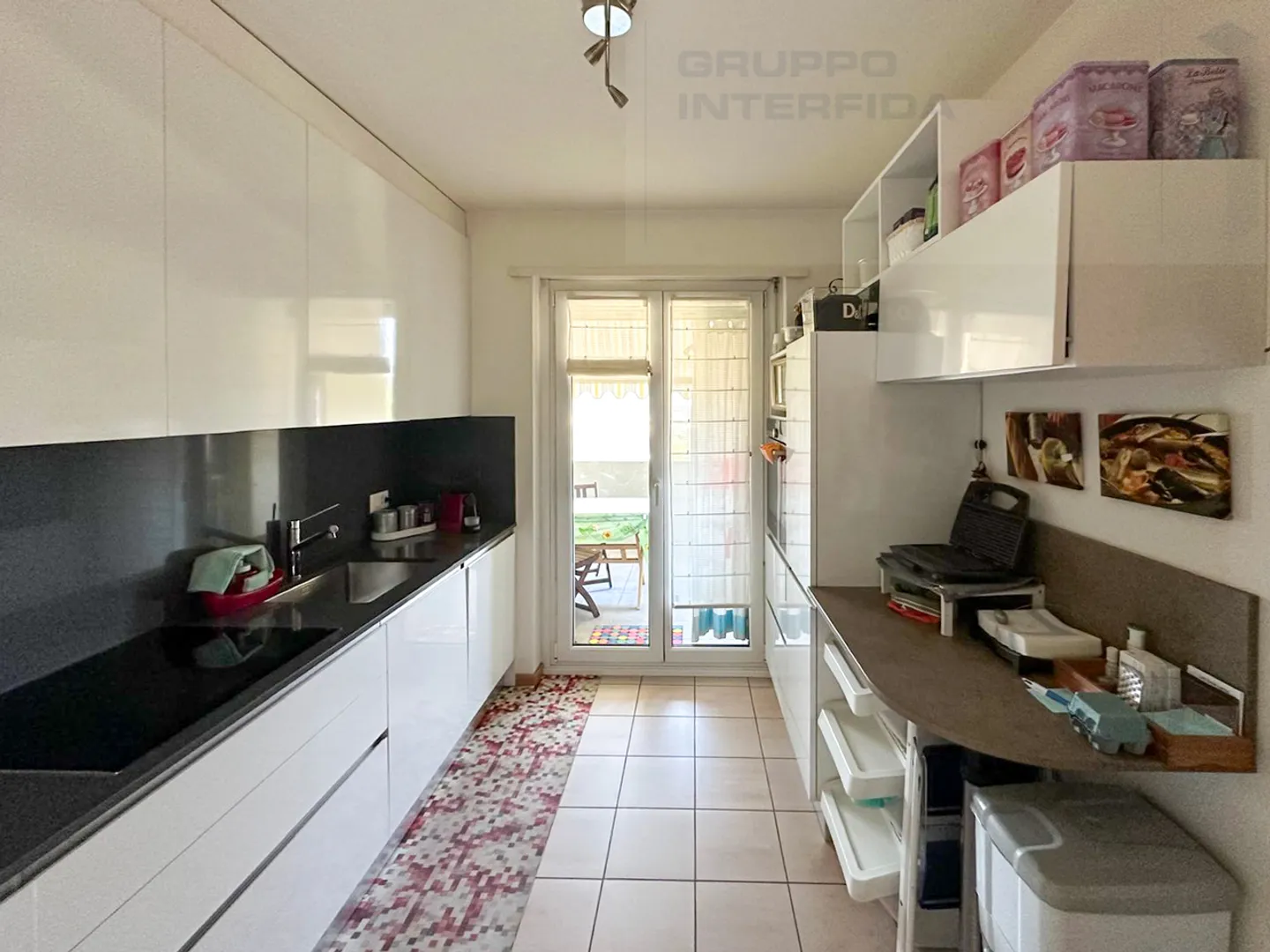 Apartment with 3.5 rooms on the upper floor - Photo 3 of 6