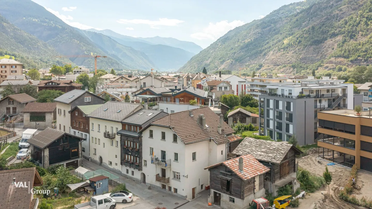 Appartamento 3.5 stanze modernizzato nel cuore di Glis - Foto 1 di 13