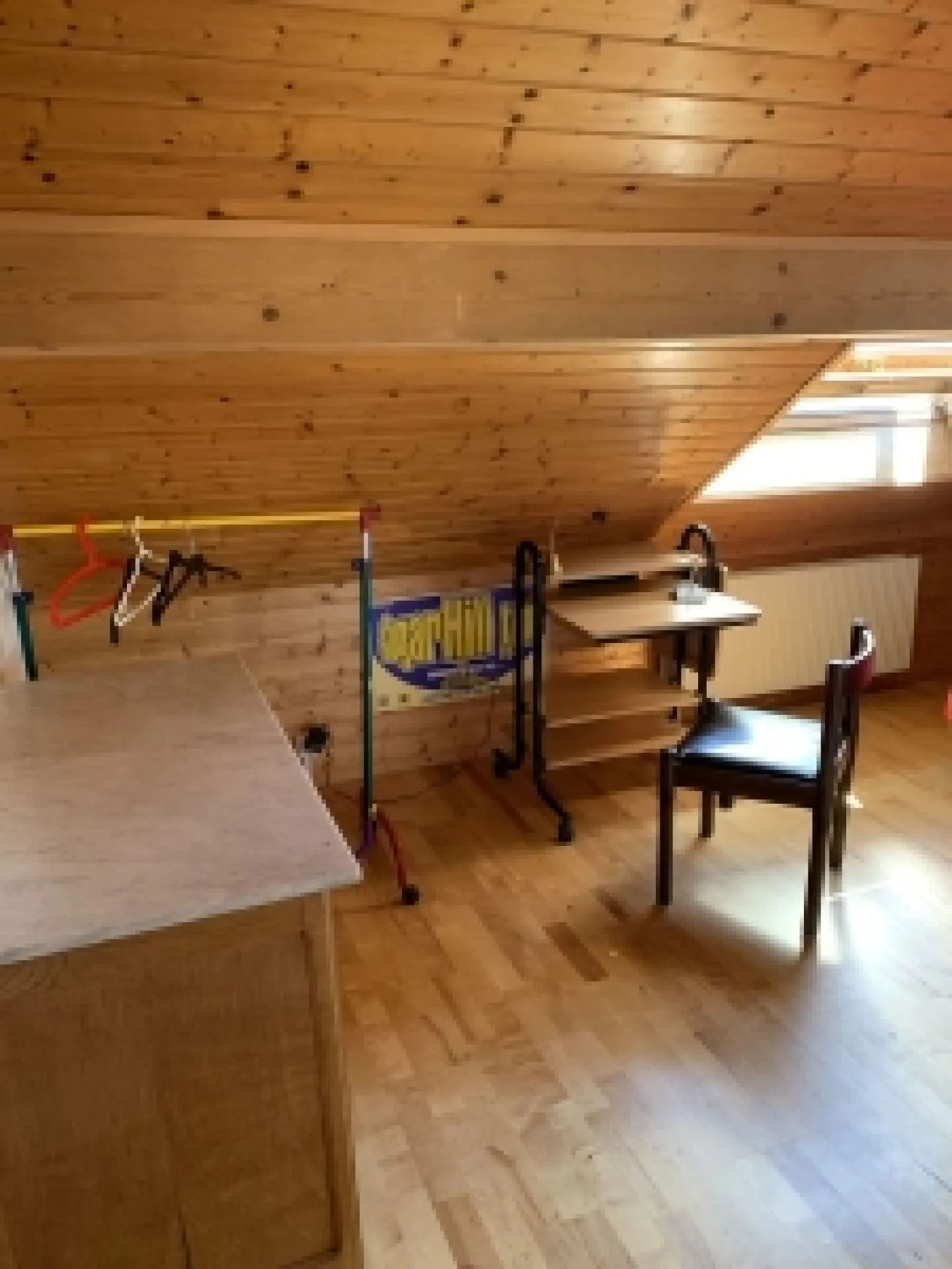 COLOCATION - Bella camera in una bella casa vicino al lago - Foto 3 di 7