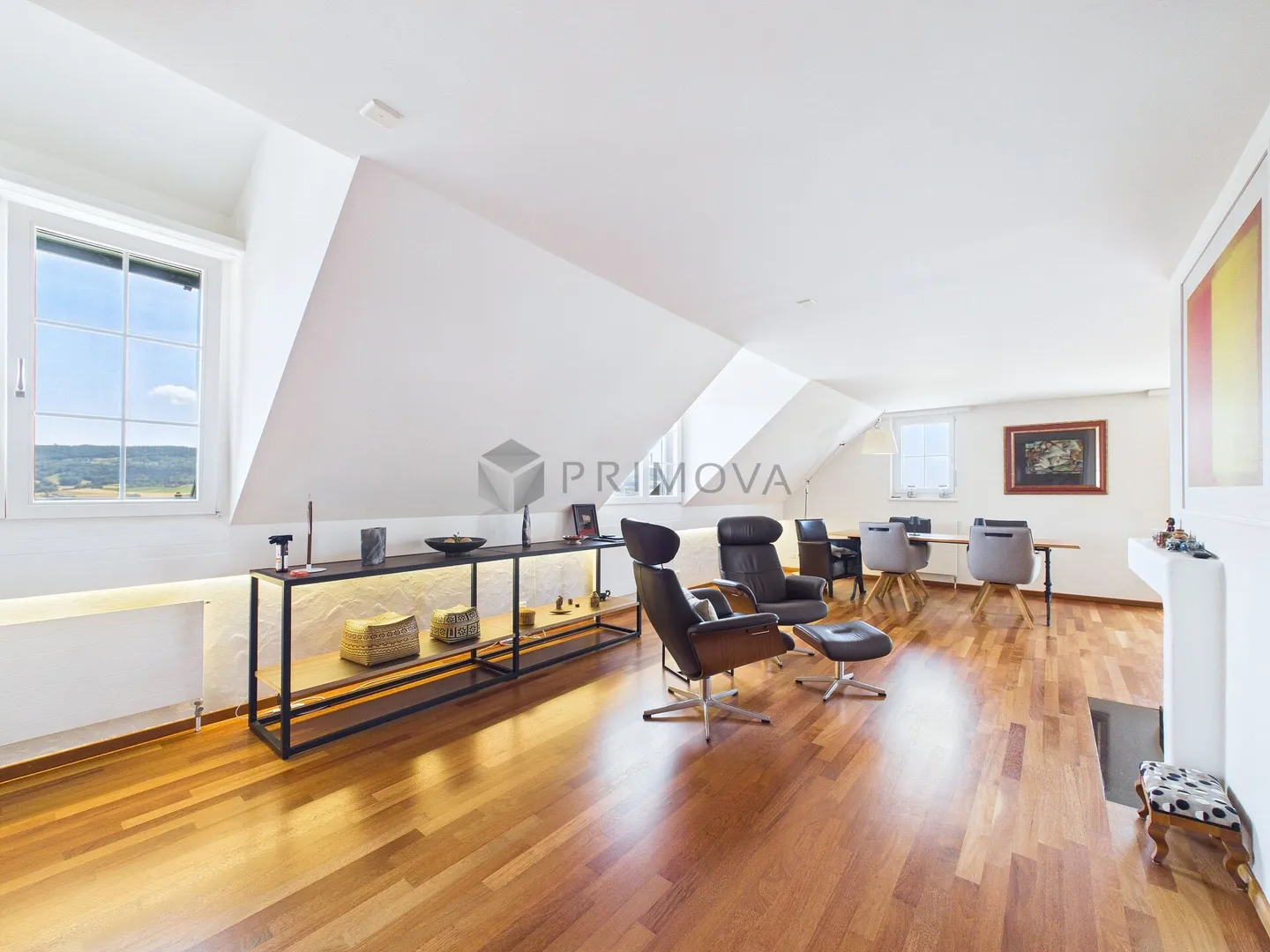 Maisonette lumineuse avec style, charme et vue imprenable - Photo 1 sur 13