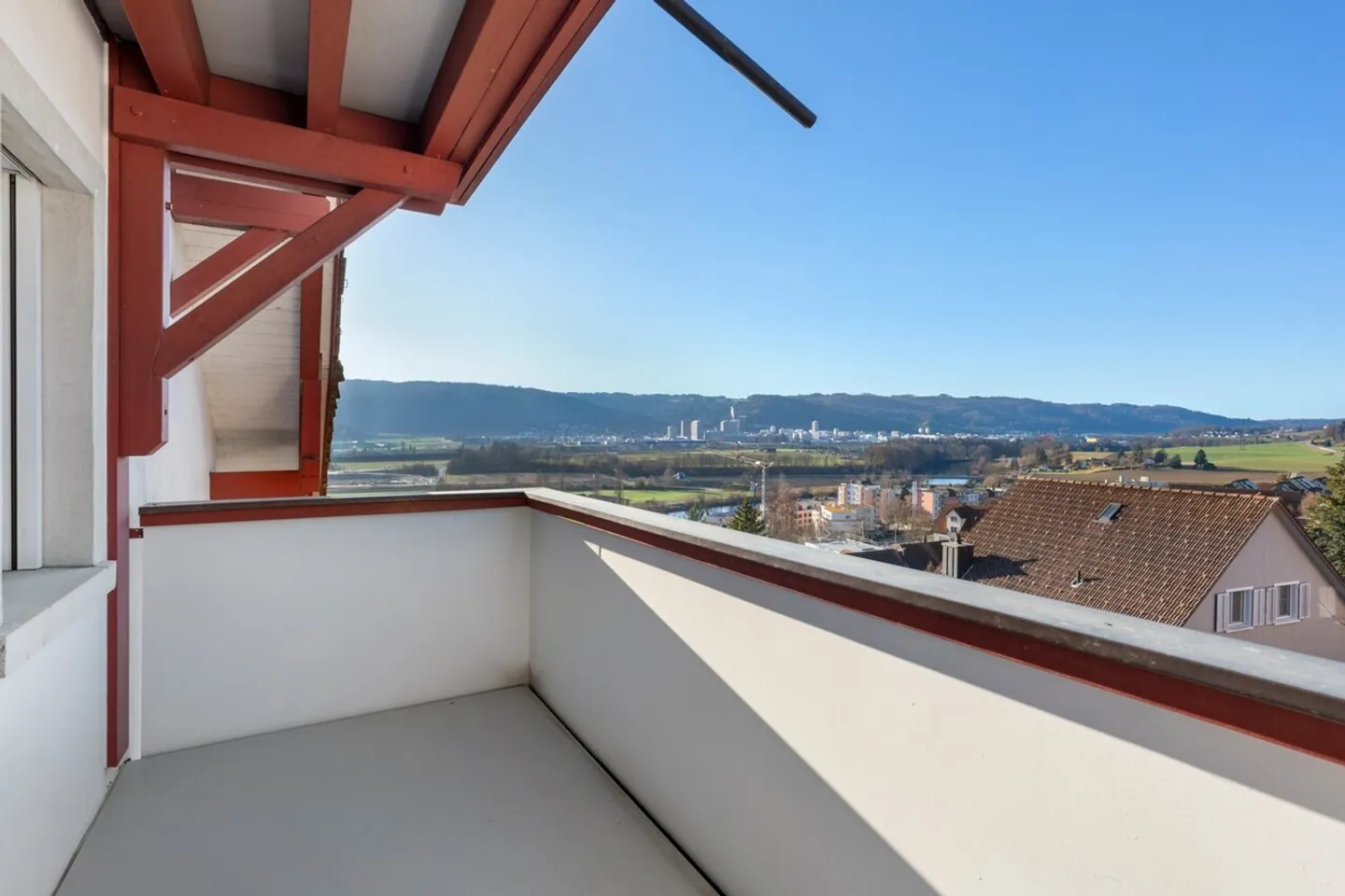 Appartamento mansardato di 2,5 stanze con vista - Foto 2 di 9