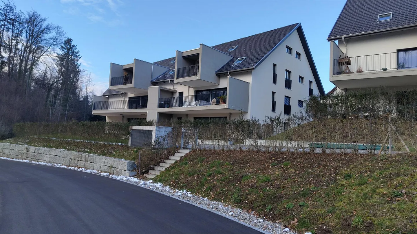 Geräumige moderne Wohnung mit Aussicht - Foto 1 von 10