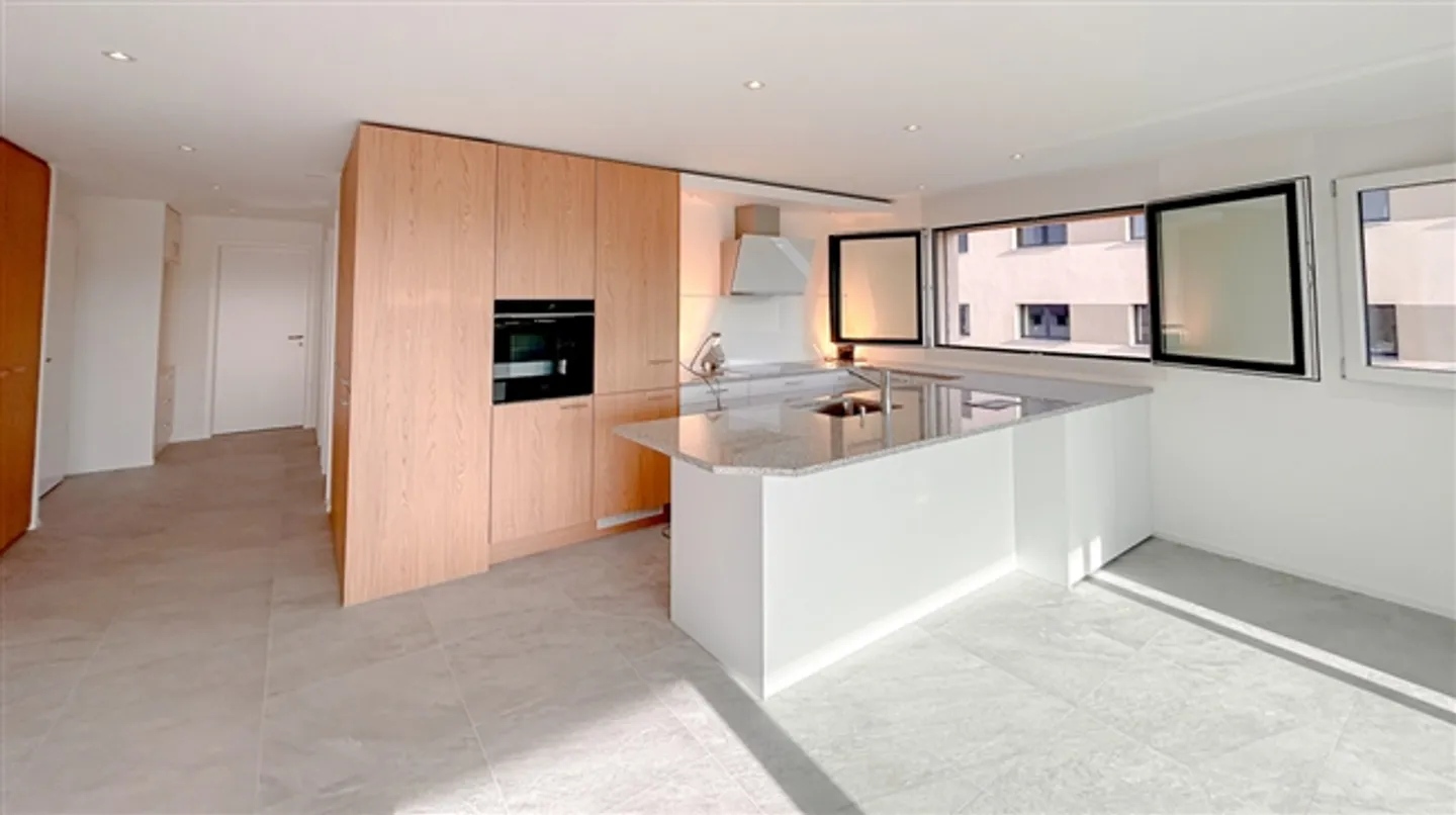 Espace de stockage/salle de loisirs - avec appartement de 3,5 pièces - Photo 7 sur 20