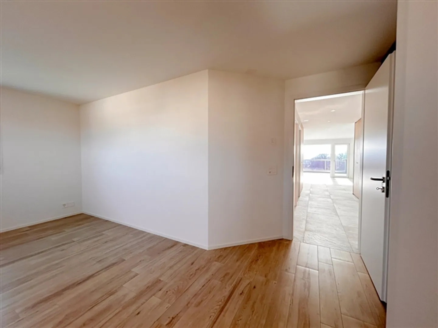 Espace de stockage/salle de loisirs - avec appartement de 3,5 pièces - Photo 13 sur 20