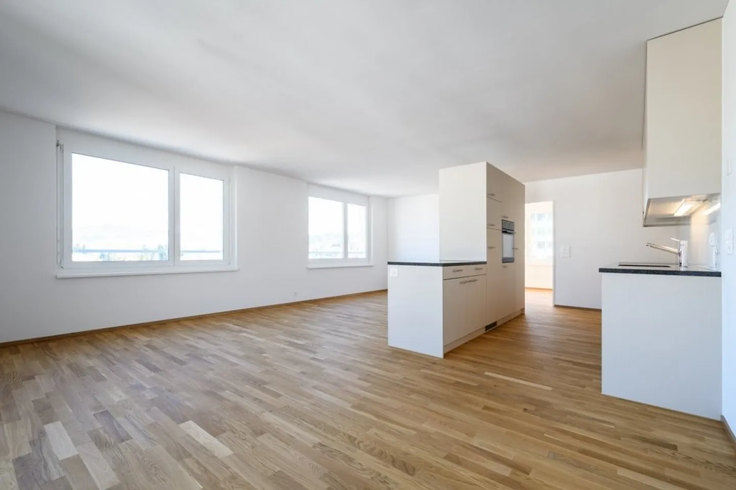 Helle 4.5-Zimmer Wohnung - Foto 2 von 9