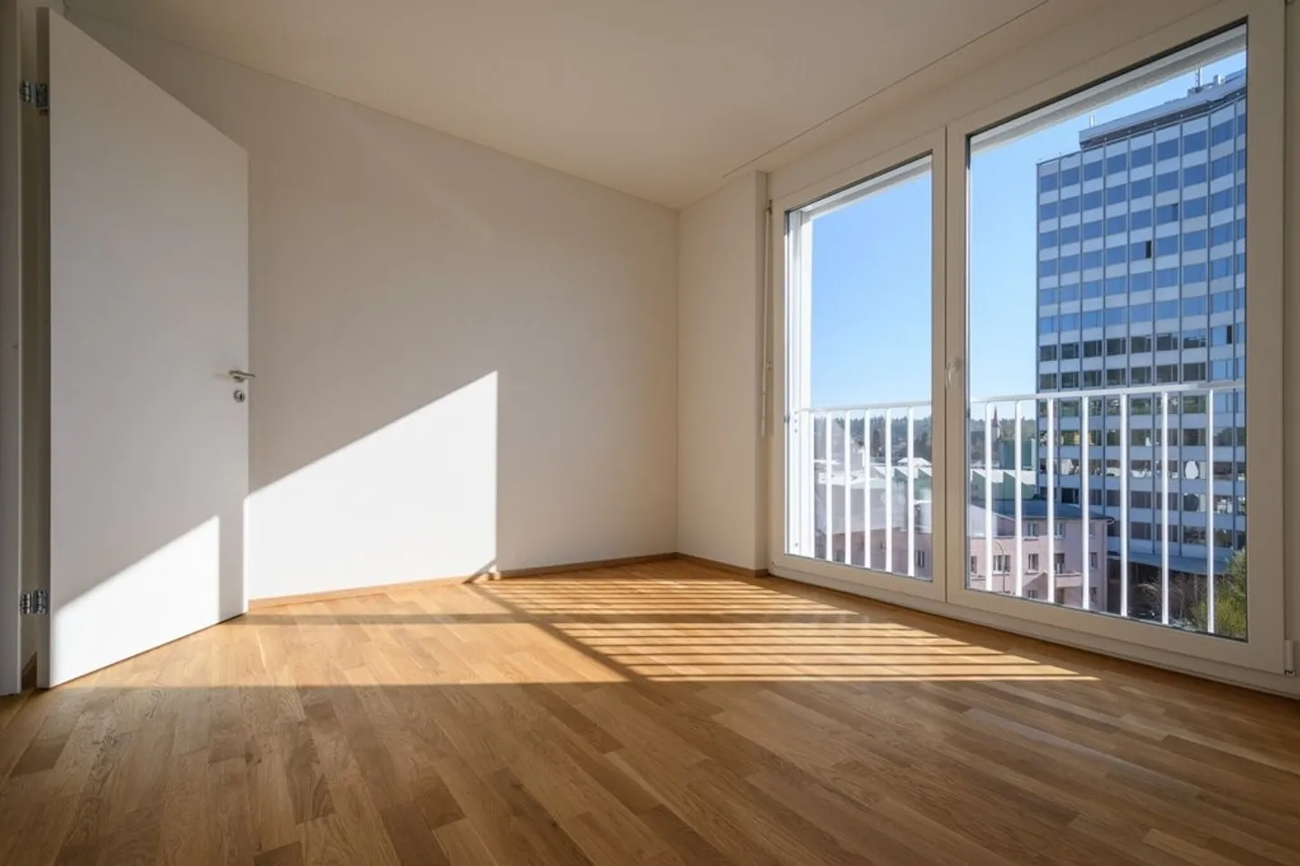 Helle 4.5-Zimmer Wohnung - Foto 4 von 9