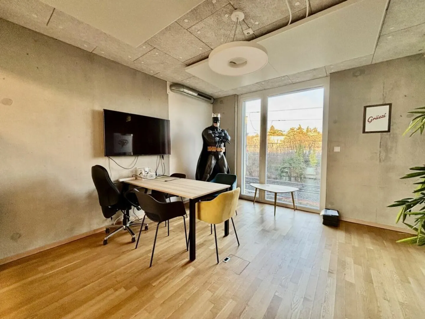 Ein Raum wird frei! Blick auf den See, 360 m2 Büro zu vermieten in Morges - Foto 1 von 15