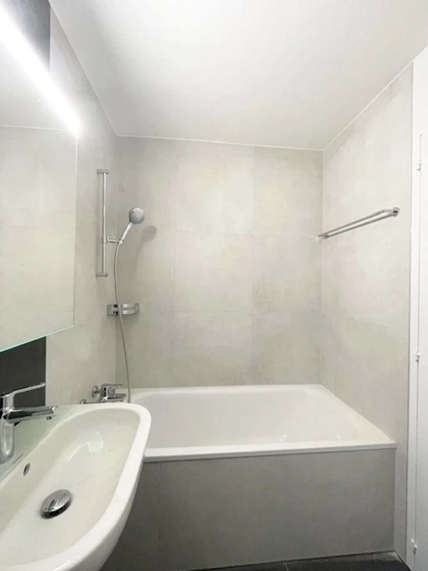 Appartement 5.5 pièces - Photo 7 sur 8