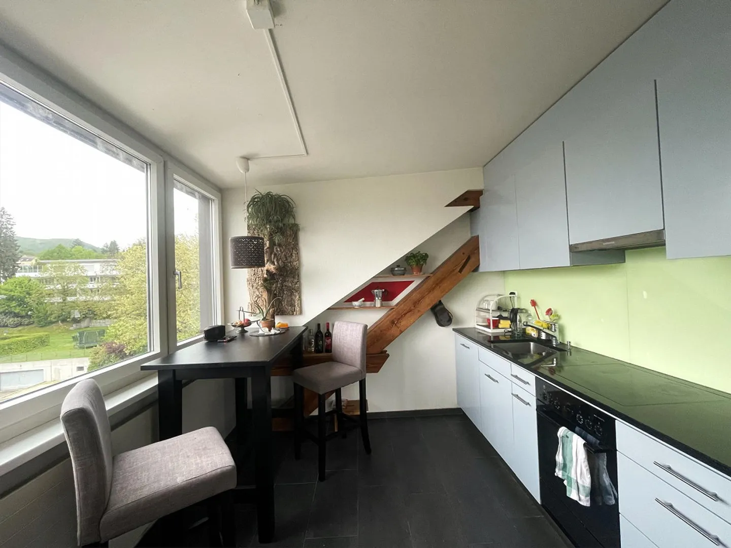 Grosszügige Dachwohnung in Dornach - Foto 2 von 7