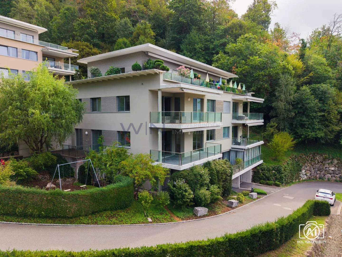 Elegant Apartment with Lake View - Photo 1 of 13