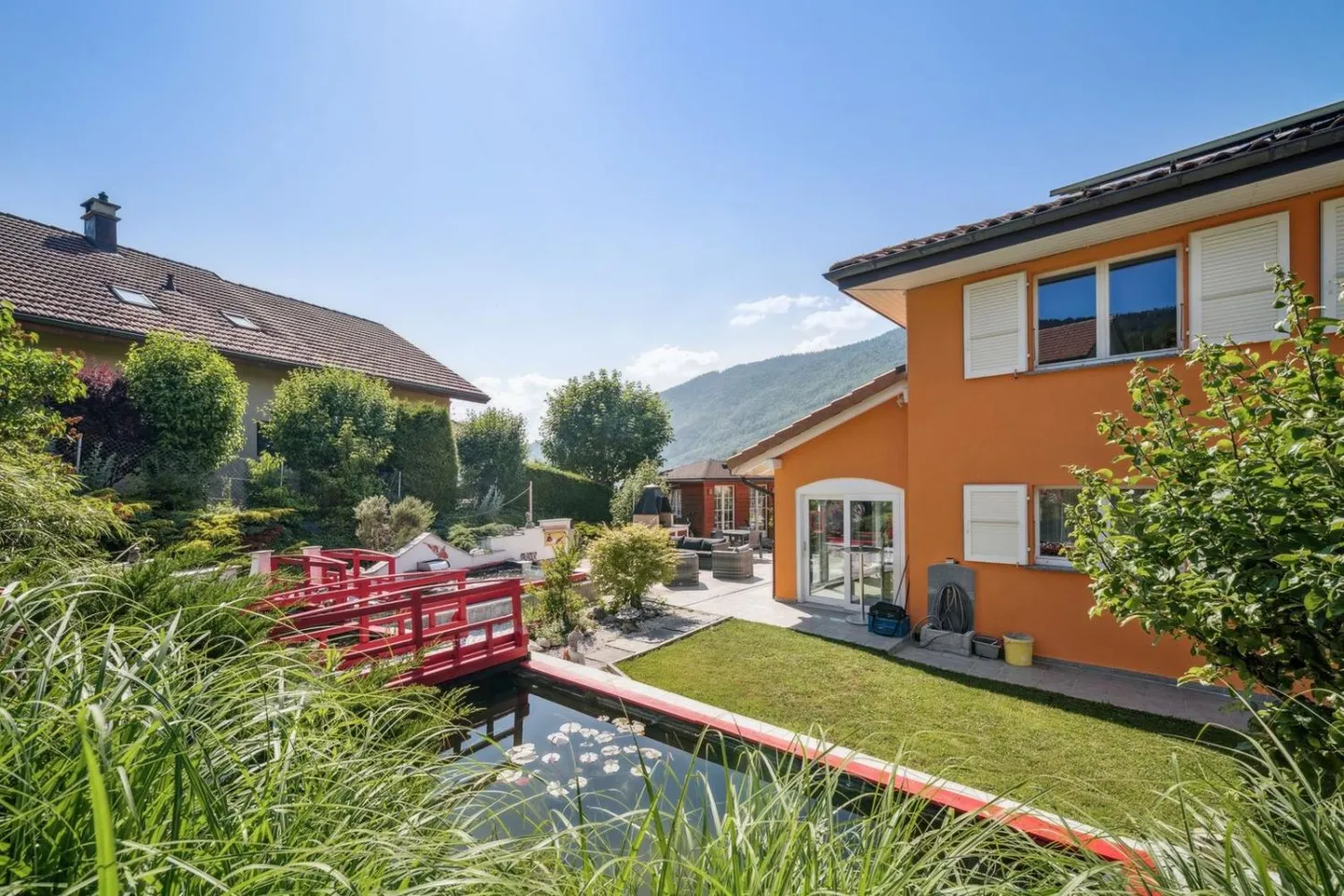 House in perfect condition with stunning view of Vallorbe - Photo 13 of 13