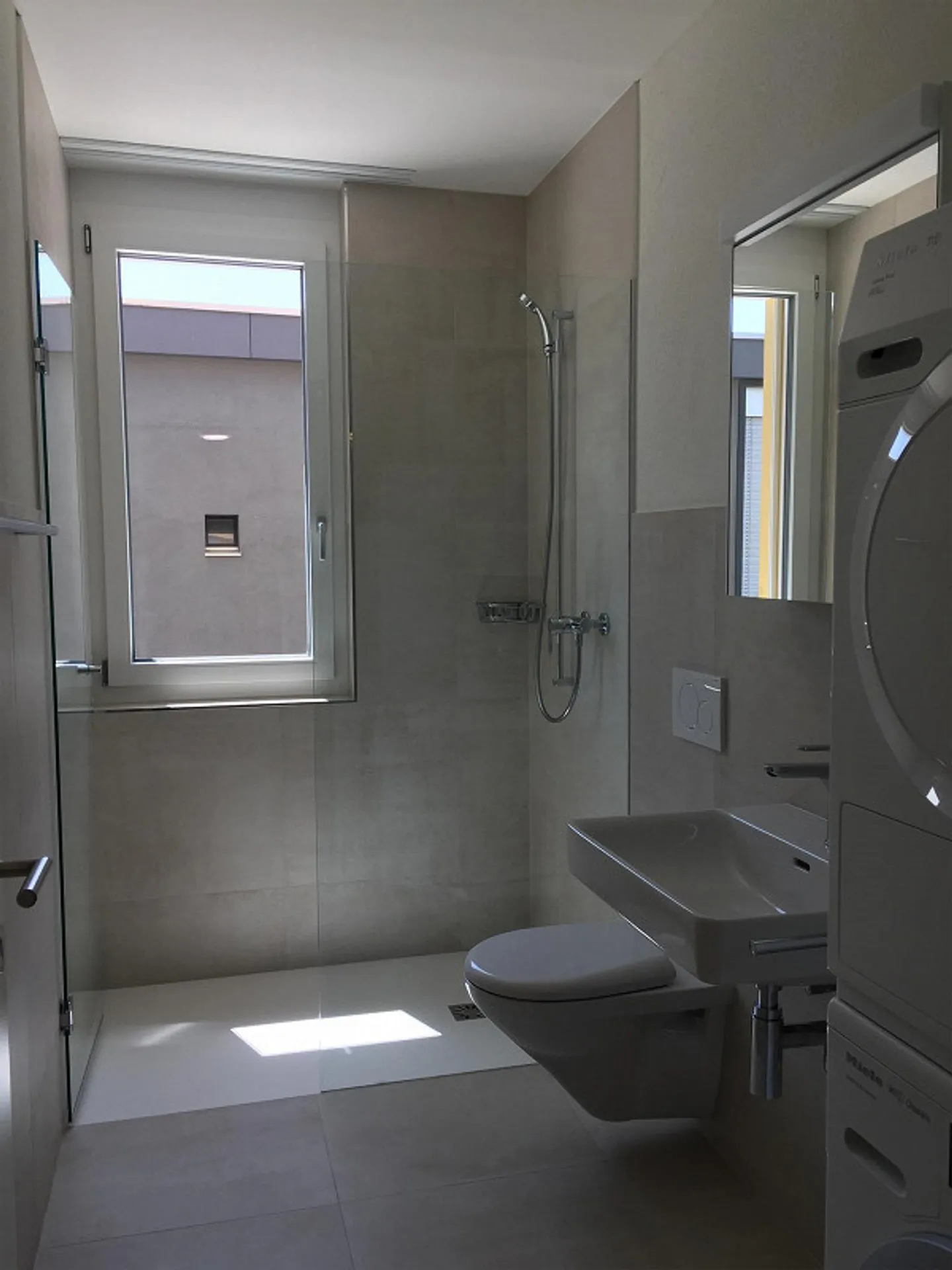 Central, Quiet 2.5 Room Apartment in the Heart of Diepoldsau - Photo 6 of 7