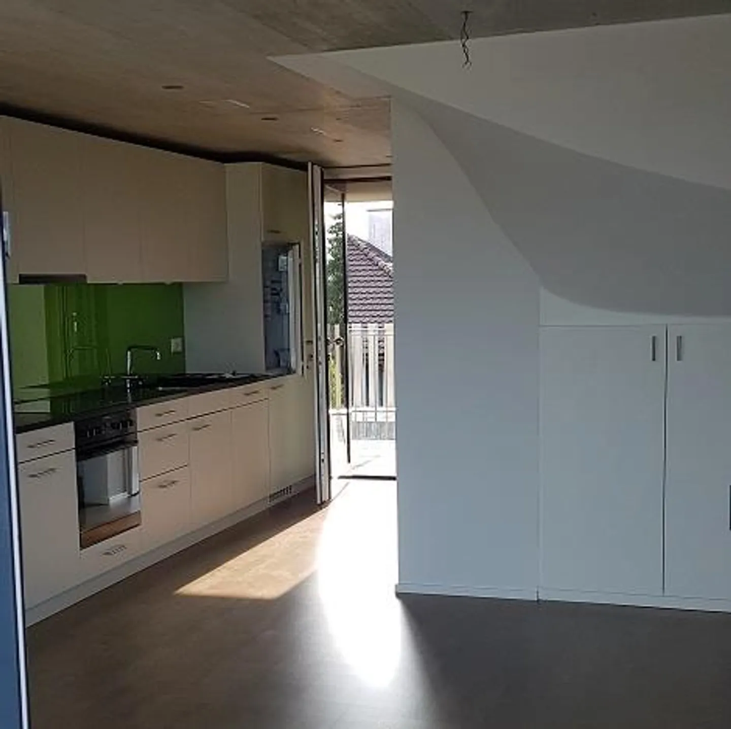 Moderne Attika Wohnung im Zentrum - Foto 3 von 9