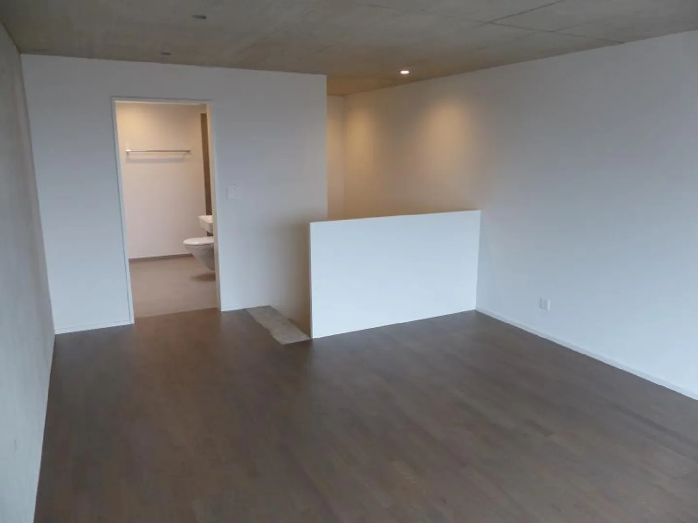 Moderne Attika Wohnung im Zentrum - Foto 7 von 9