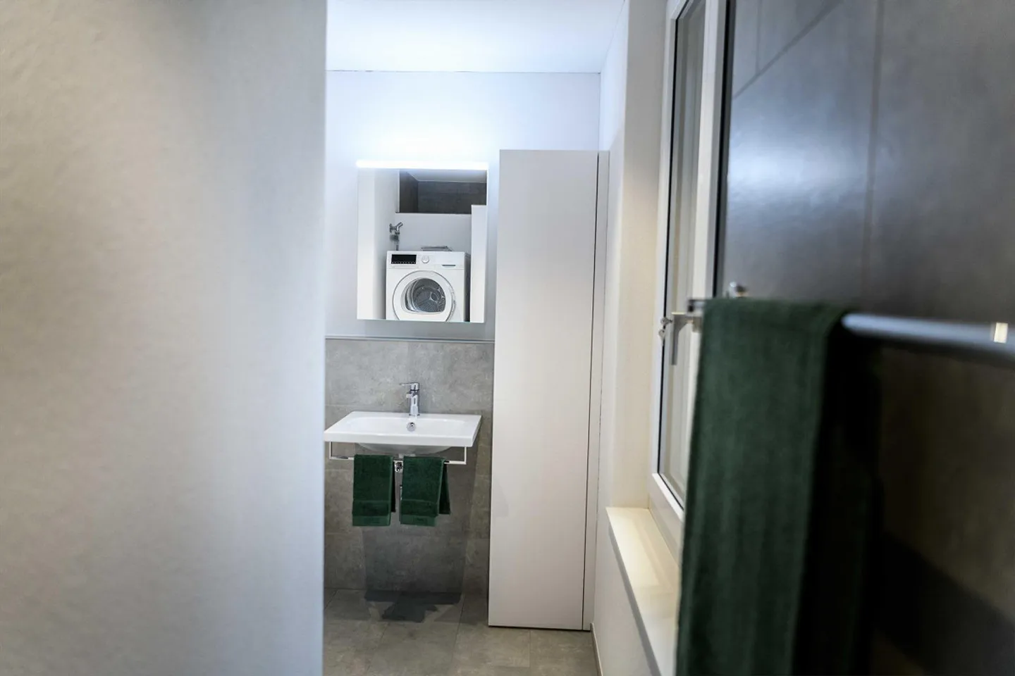 Modernes Mehrfamilienhaus mit Aussicht - Foto 17 von 30