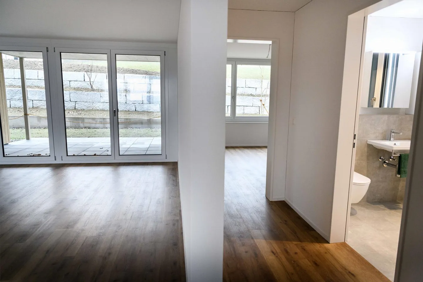 Modernes Mehrfamilienhaus mit Aussicht - Foto 7 von 30