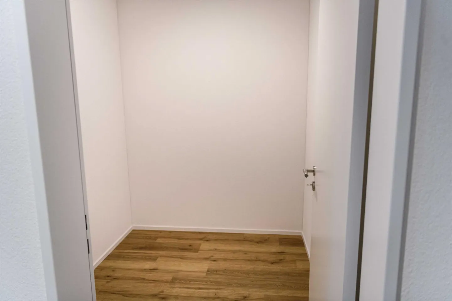 Modernes Mehrfamilienhaus mit Aussicht - Foto 8 von 30