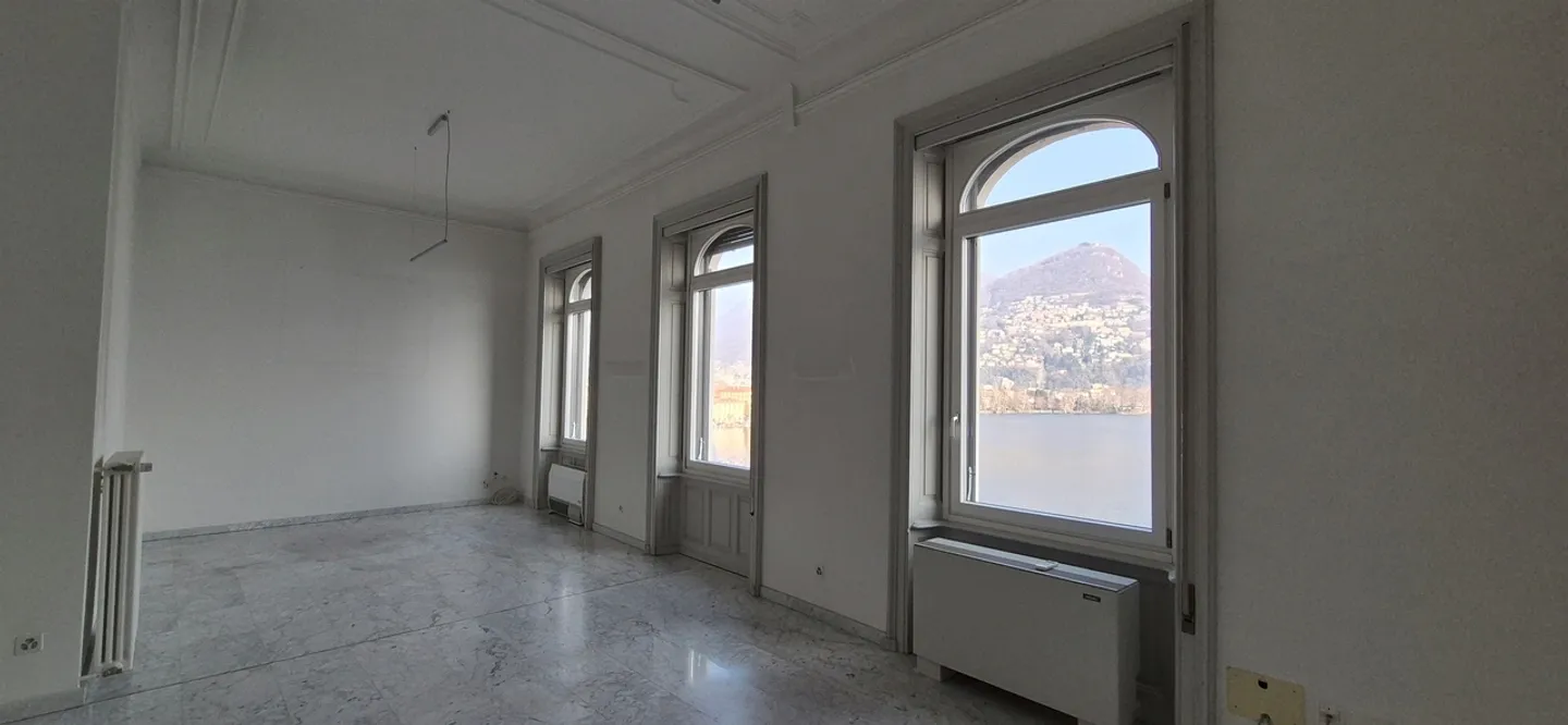 Bureau de Prestige sur la Via Nassa, au cœur de Lugano - Photo 4 sur 7