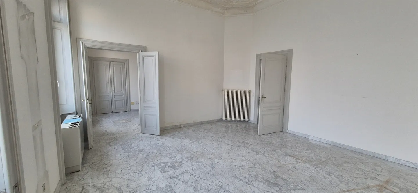 Bureau de Prestige sur la Via Nassa, au cœur de Lugano - Photo 5 sur 7