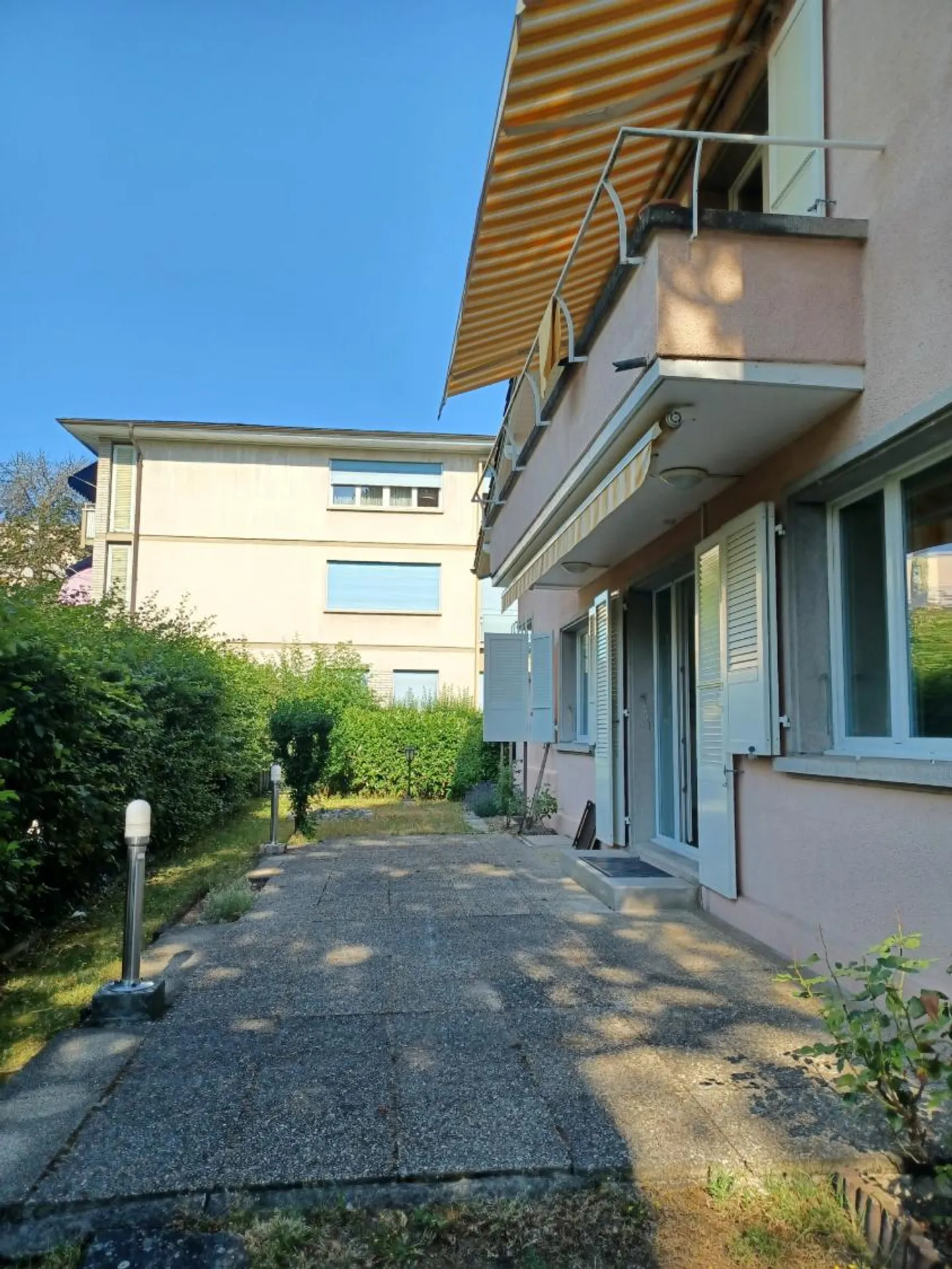 Appartement Charmant avec Jardin - Photo 8 sur 11