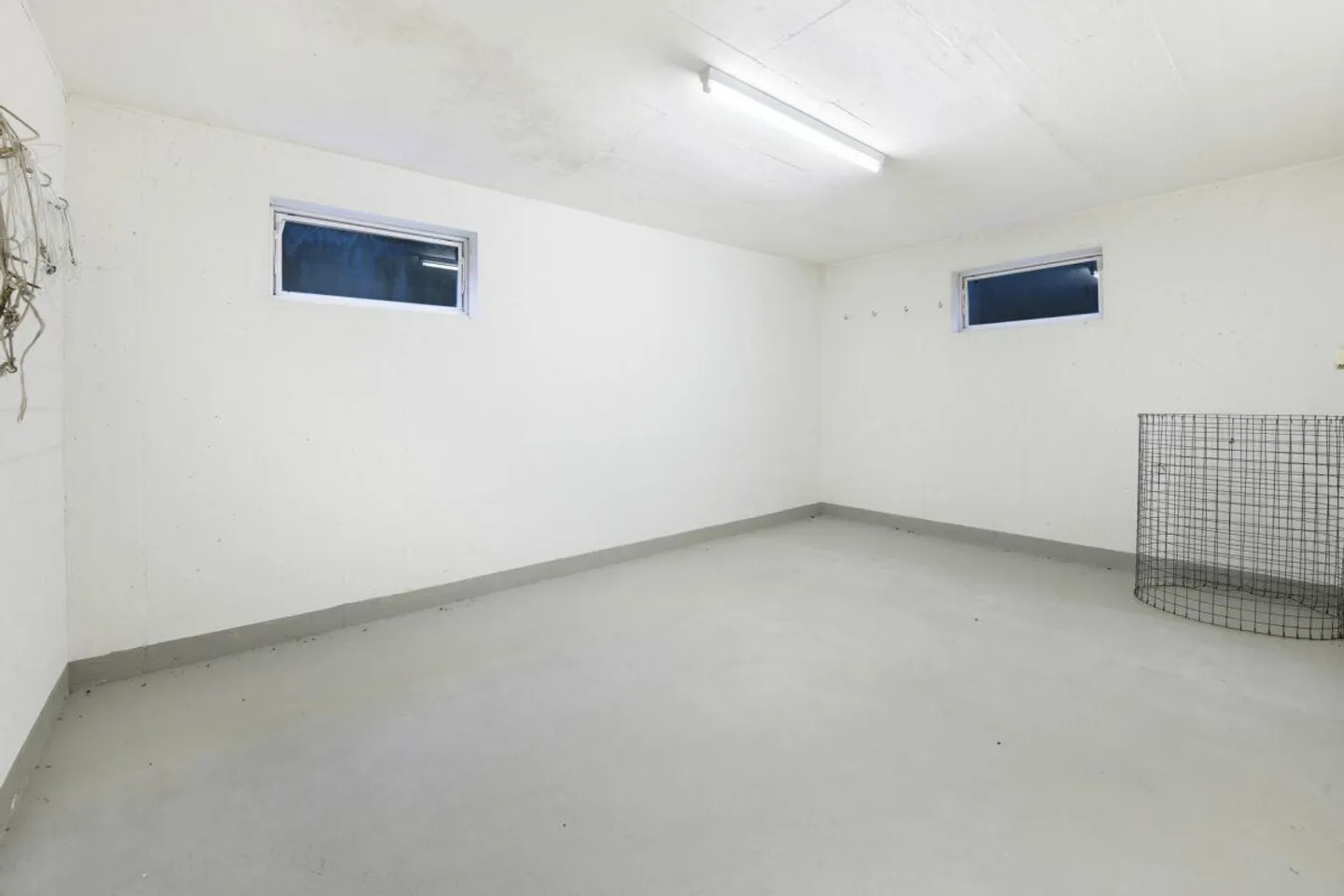 Peace, Nature and Plenty of Space - 6.5-Room Single-Family House on the Edge of the Agricultural Zone - Photo 25 of 30