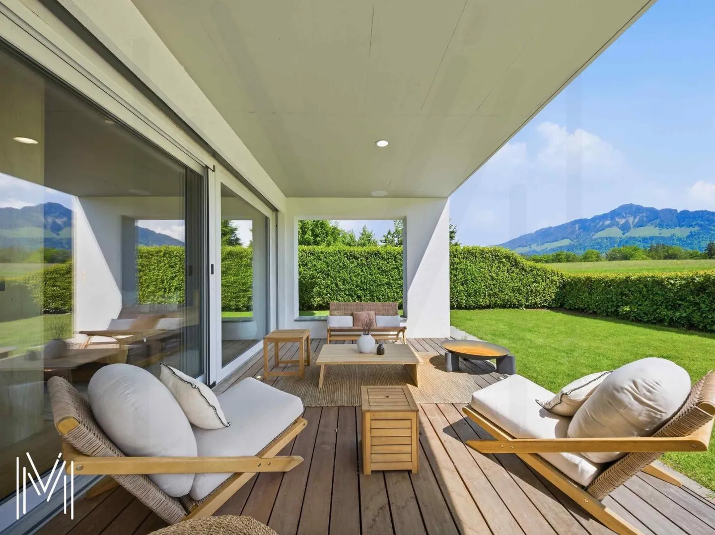 Una scatola di gioielli straordinaria nel cuore della Gruyère? Elegante appartamento di alta qualità con 4,5 stanze e giardino privato - Foto 1 di 13