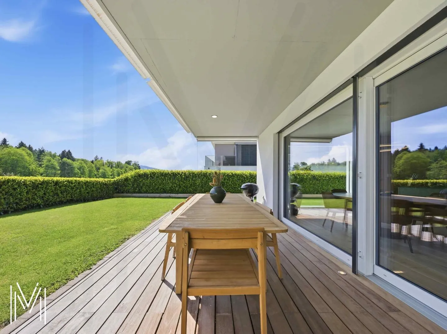 Una scatola di gioielli straordinaria nel cuore della Gruyère? Elegante appartamento di alta qualità con 4,5 stanze e giardino privato - Foto 3 di 13