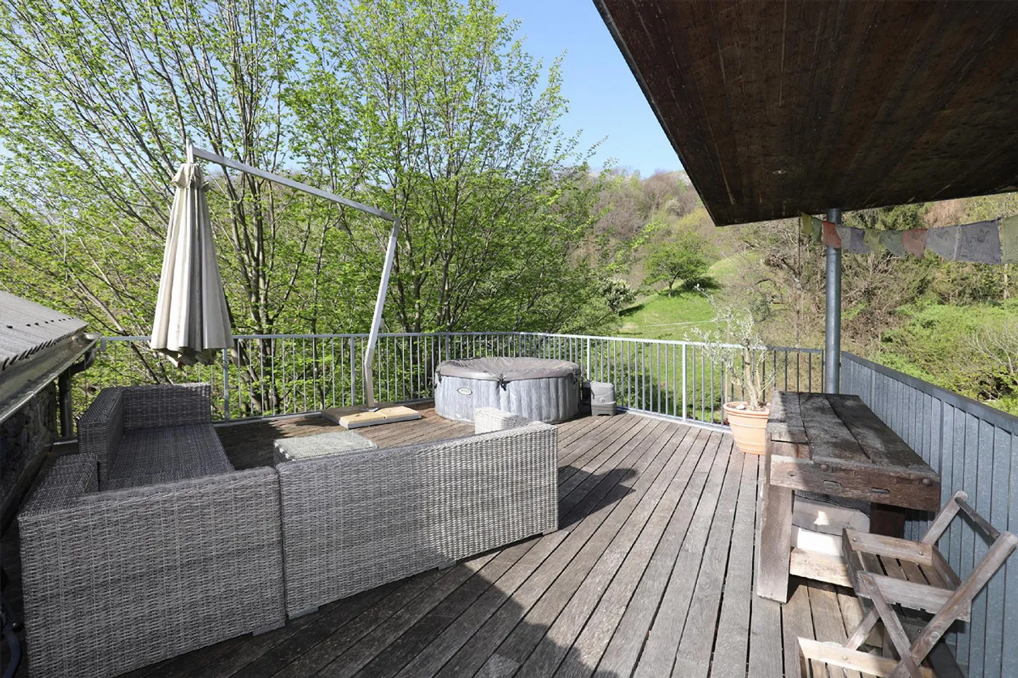 Maison individuelle en construction écologique et 2 Rustici tessinois - Photo 5 sur 16