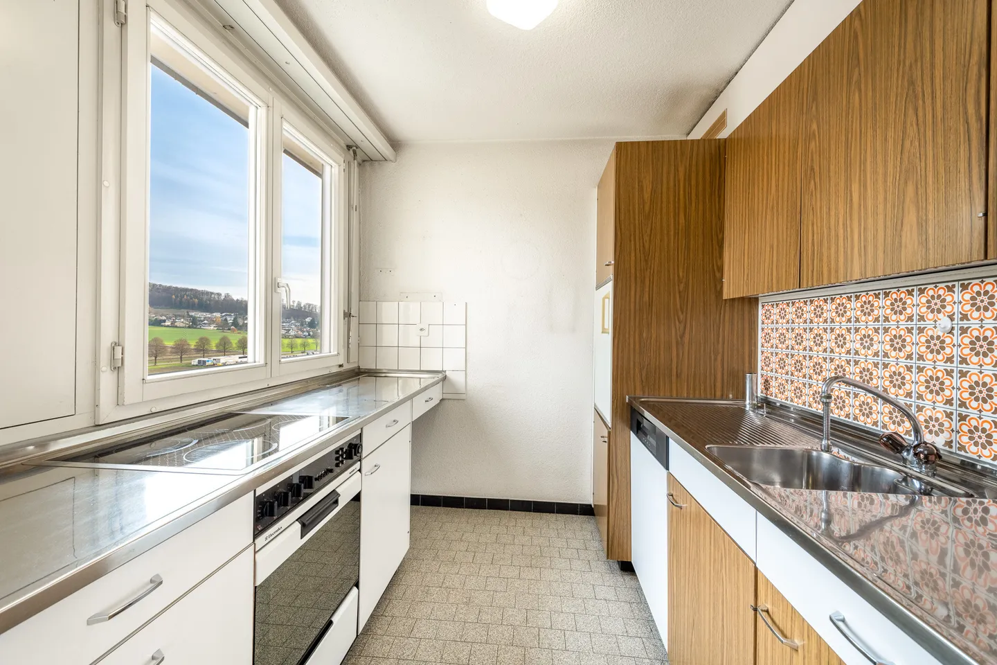 Very central 3-room apartment with a view of greenery - Photo 6 of 12