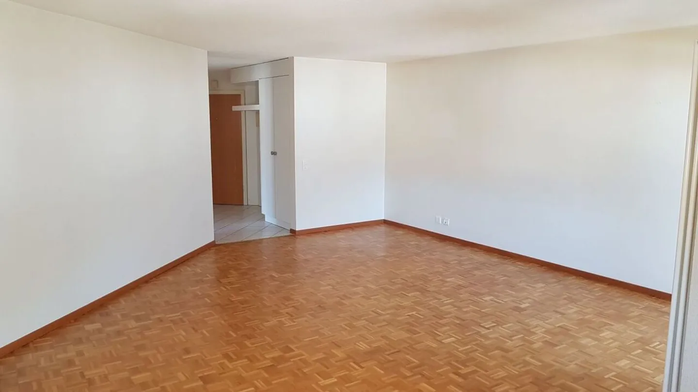 Appartamento con 3 camere parzialmente mansardato - Foto 4 di 10