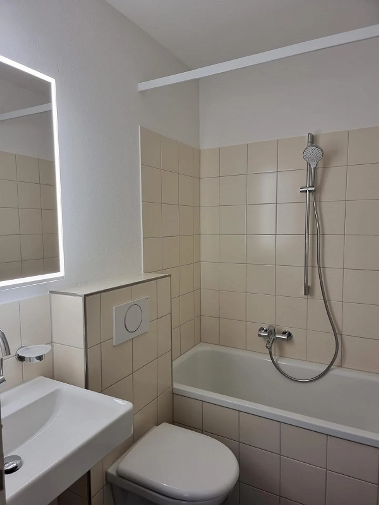 So schön! 4 1/2 Zi. Wohnung mit überdurchschnittlichen Ausbau - Foto 8 von 10