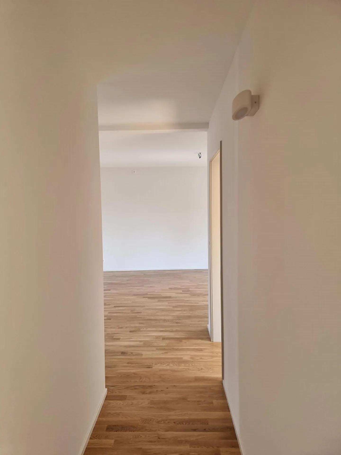 So schön! 4 1/2 Zi. Wohnung mit überdurchschnittlichen Ausbau - Foto 3 von 10