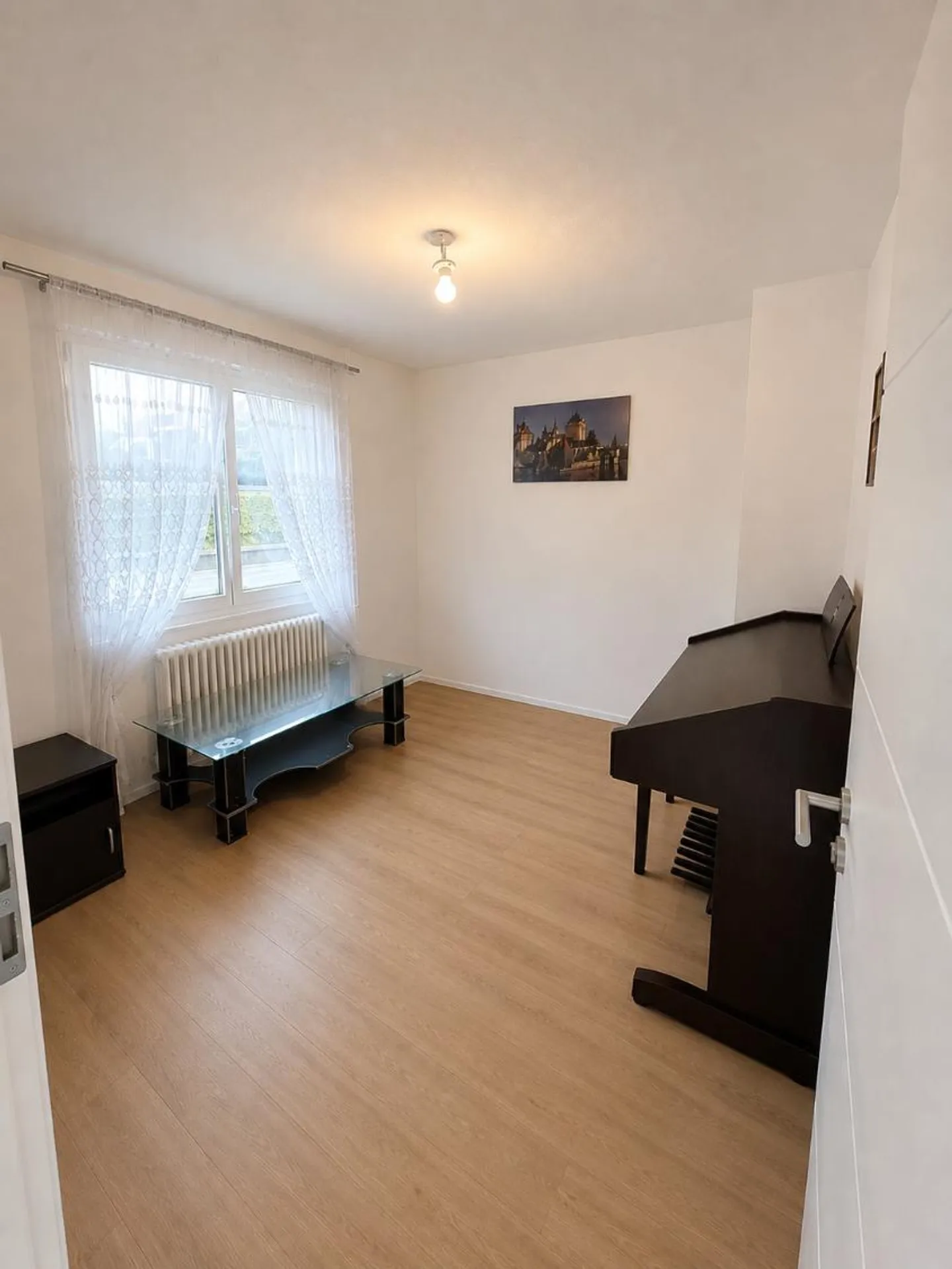 Family house with 6.5 rooms - In the center of Dompierre - Development perspectives - Photo 8 of 12