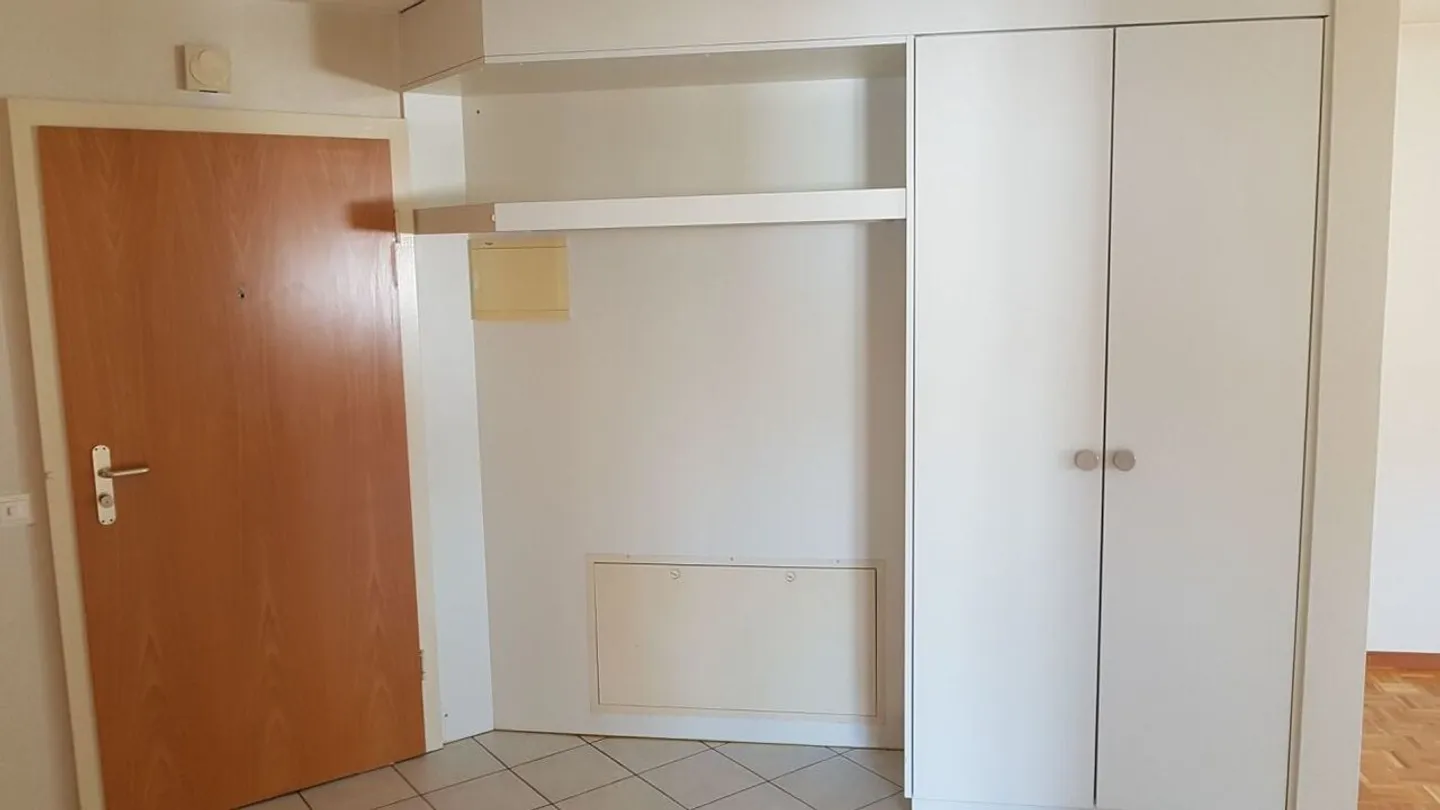 Appartamento con 3 camere parzialmente mansardato - Foto 8 di 10