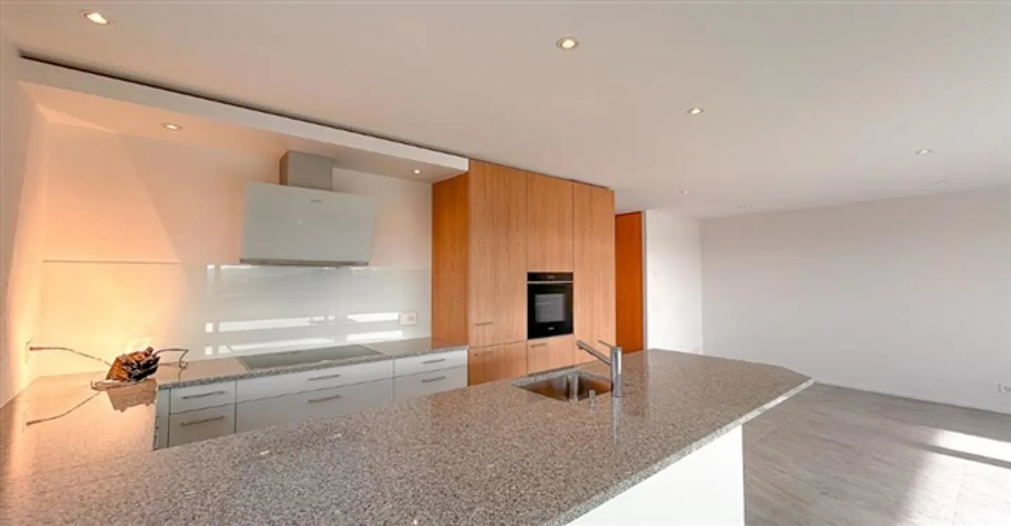 «Dépôt» - Photo 12 sur 13