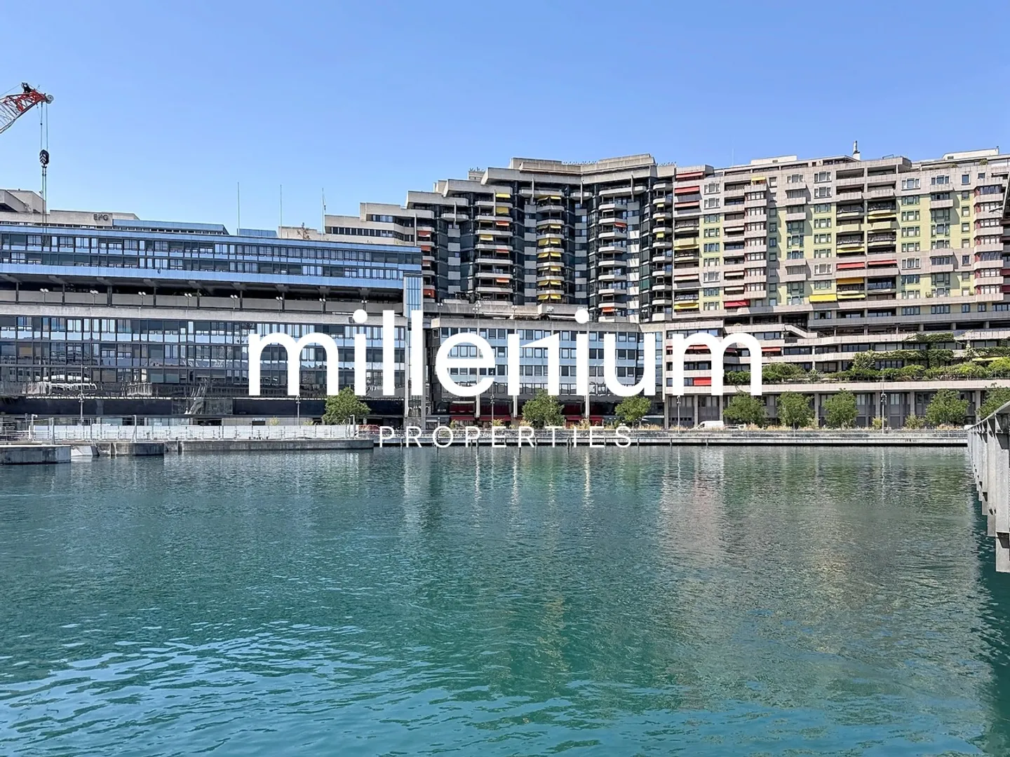 Magnificent furnished 4-room apartment with stunning view of the Rhône - Photo 1 of 14