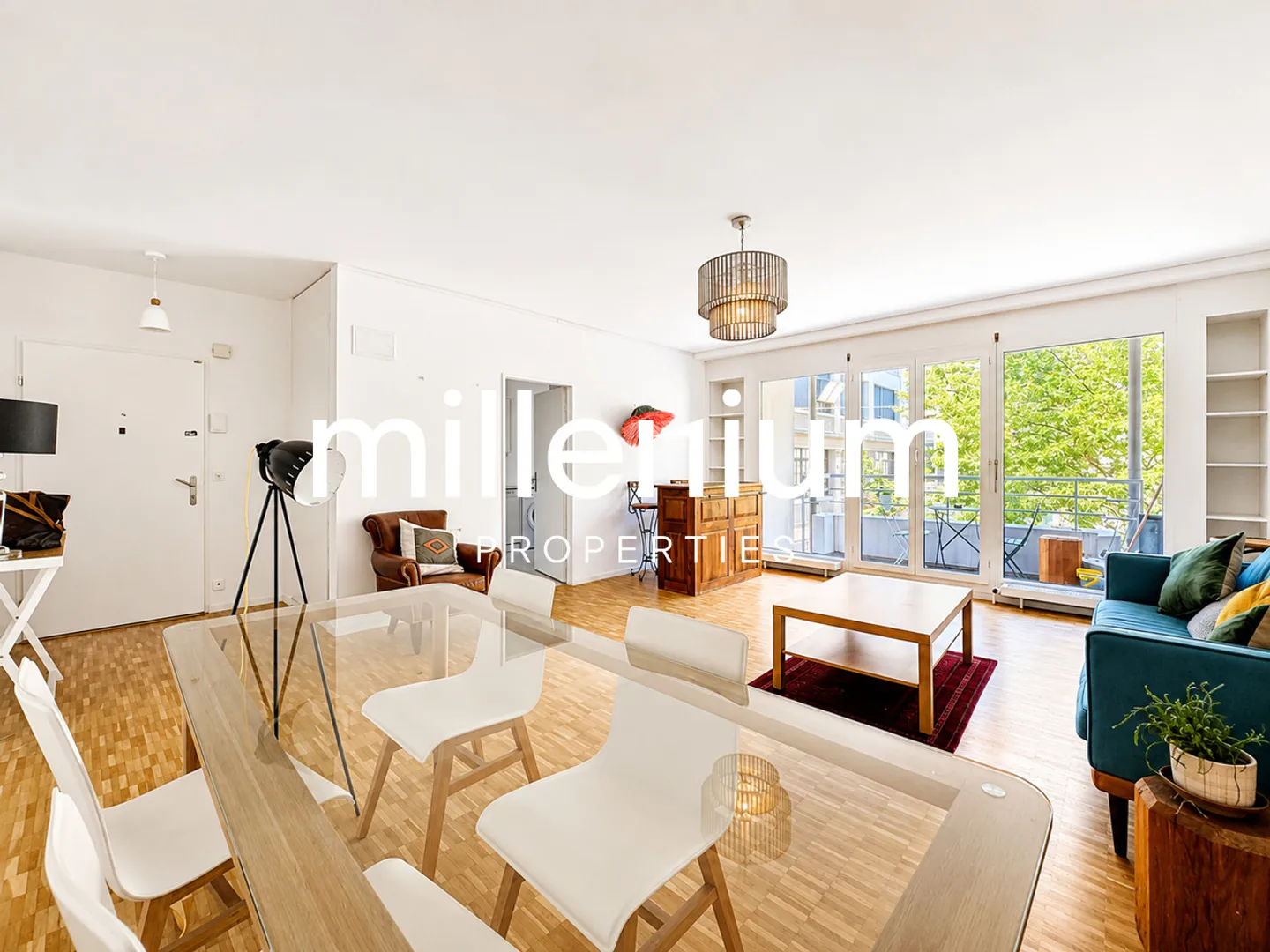 Magnificent furnished 4-room apartment with stunning view of the Rhône - Photo 5 of 14