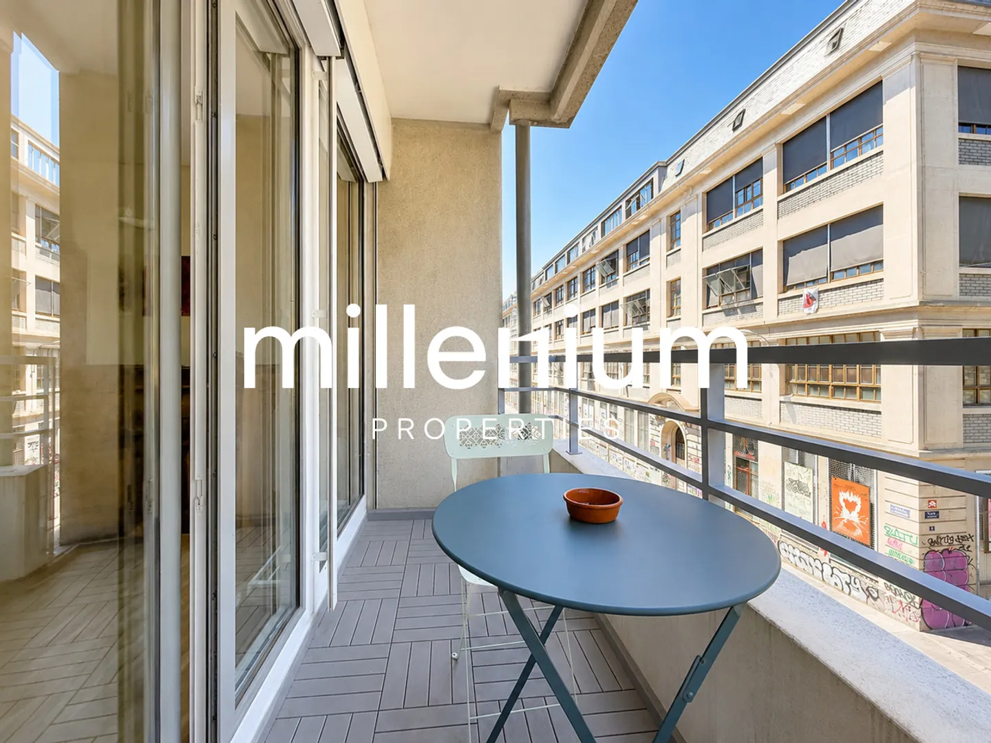 Magnificent furnished 4-room apartment with stunning view of the Rhône - Photo 11 of 14