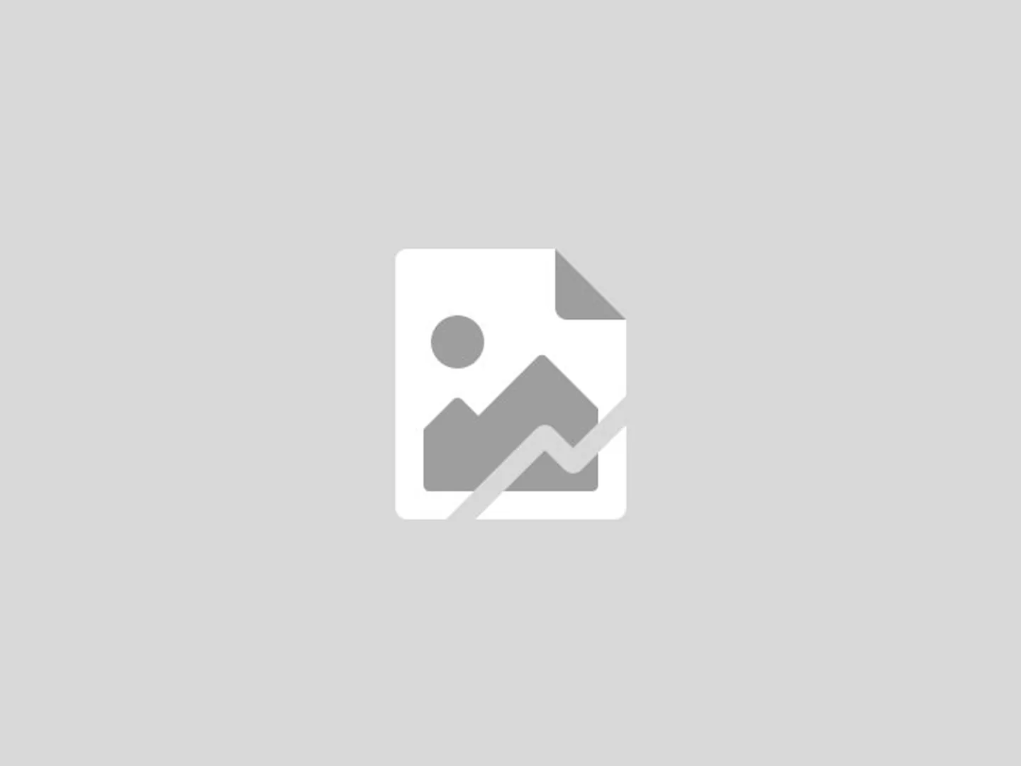 Row house for sale - Photo 10 of 13