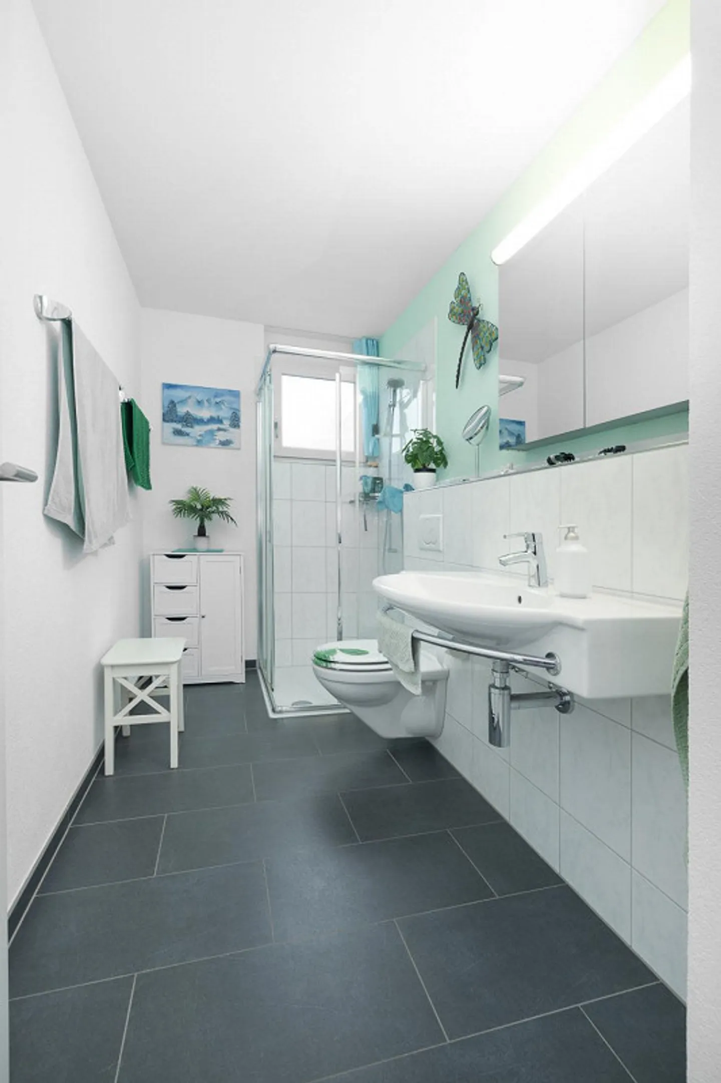 Condominium moderne dans un emplacement ensoleillé - Photo 8 sur 9