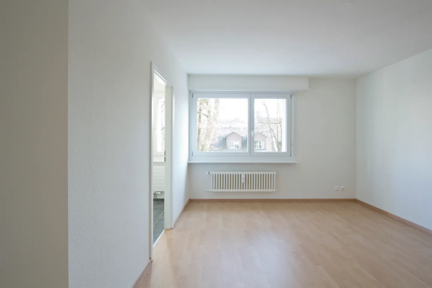 Attractive 1-room apartment at Klingentalgraben - Photo 2 of 7