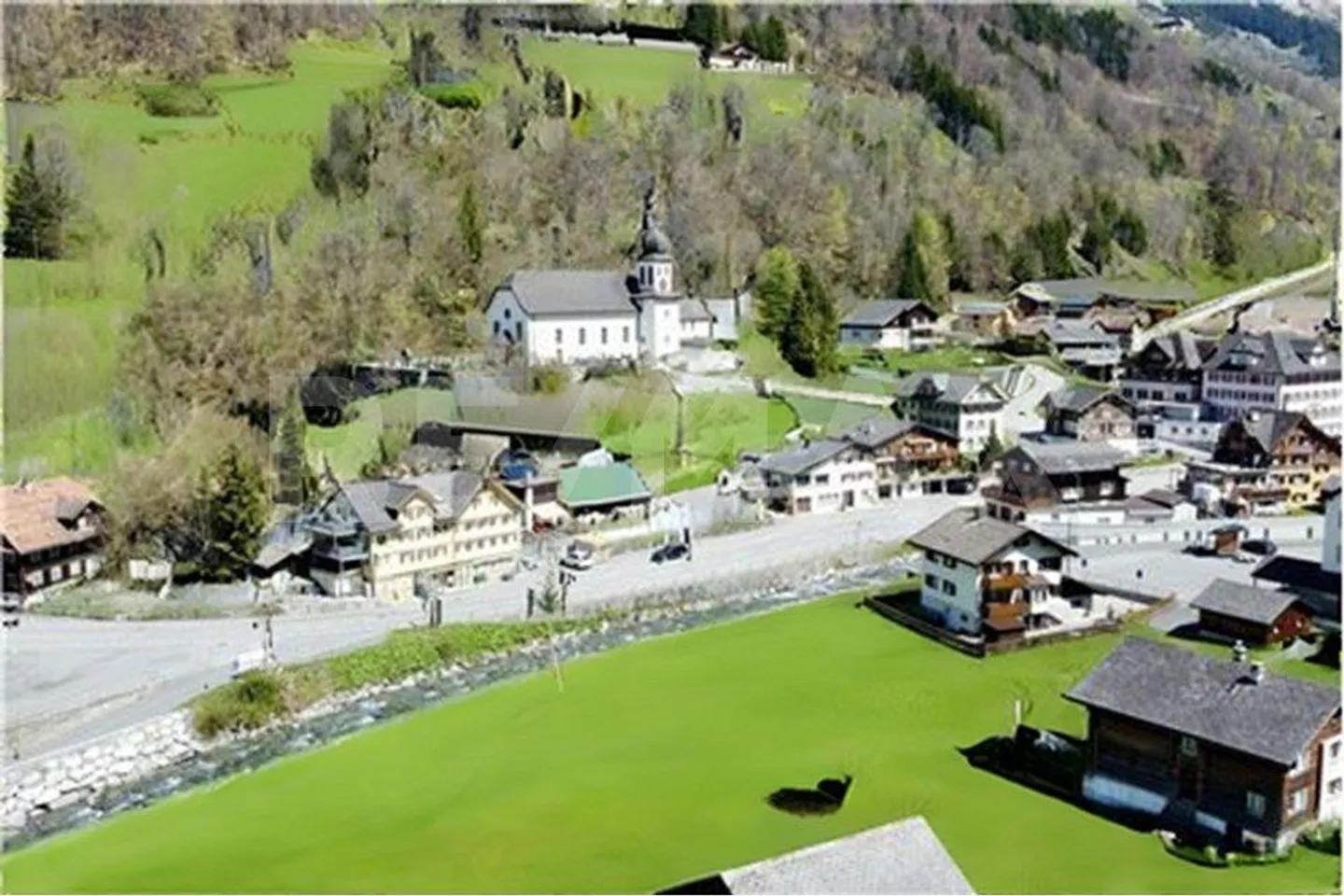 Terreno edificabile di 826 m² con grande potenziale a Unterschächen UR - Foto 6 di 13