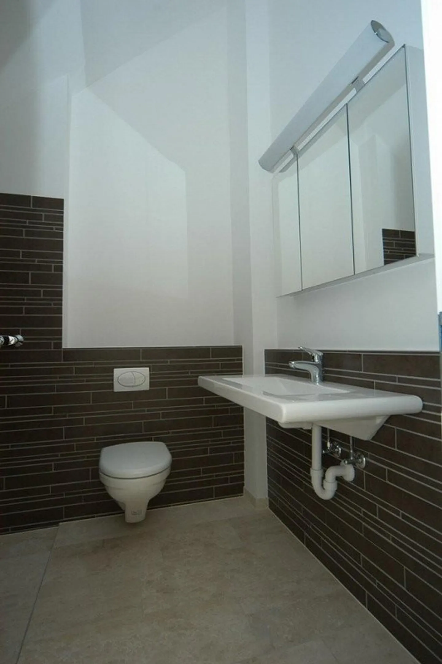 Bright and spacious 3.5 room maisonette apartment for rent - Photo 4 of 10