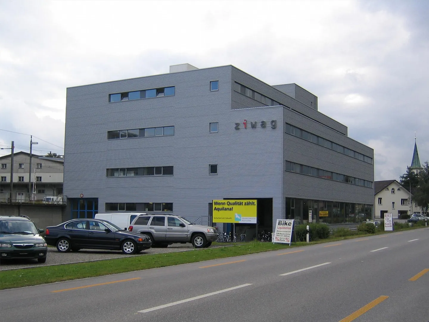 Modern office spaces for rent in Oberentfelden - Photo 2 of 2