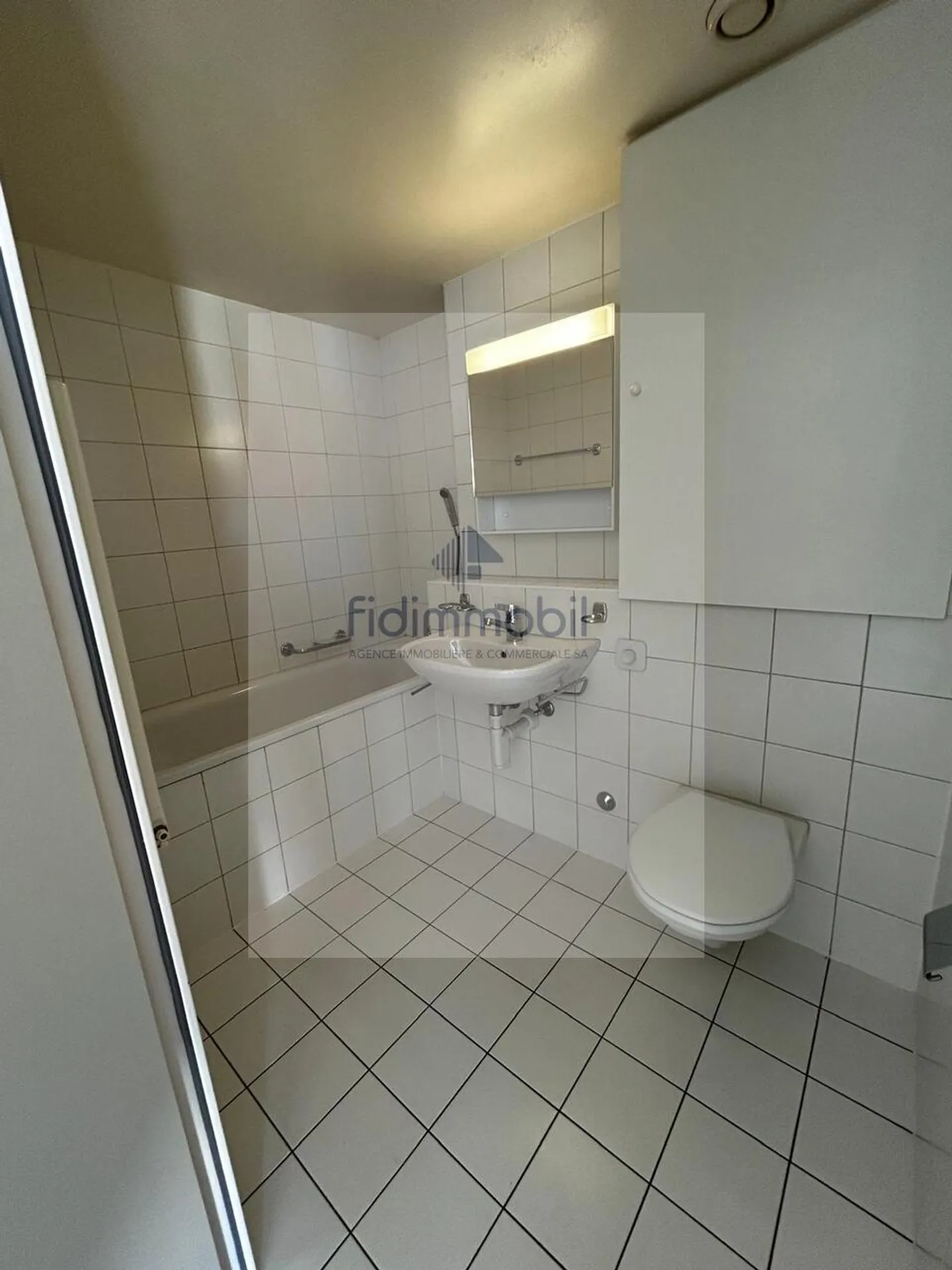 Appartamento in affitto - Foto 11 di 13