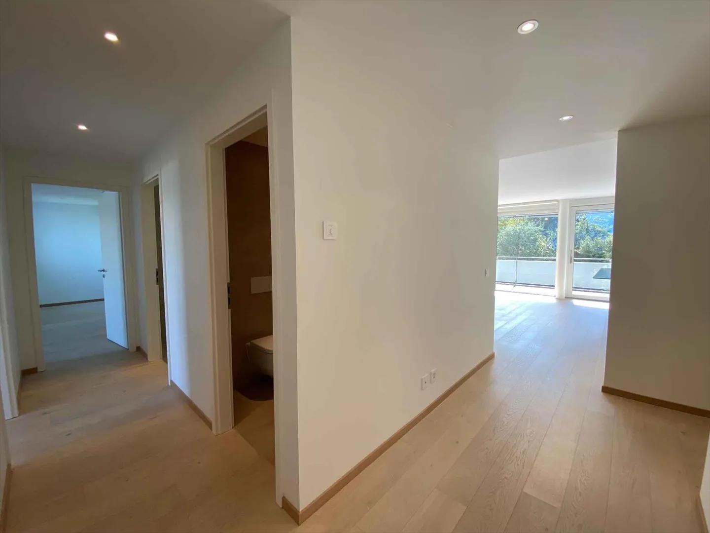 Appartement 6 pièces - Photo 8 sur 13